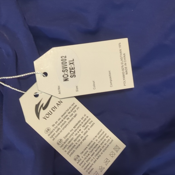 Beautiful Navy blue swimsuit size XL. NWT - Picture 4 of 5